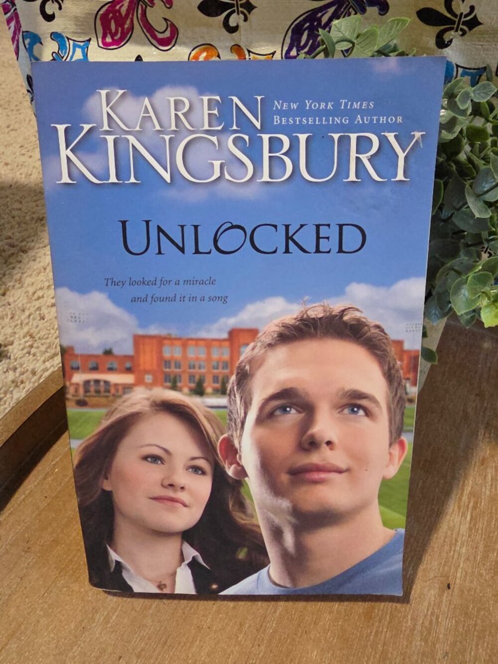 Unlocked Paperback - Karen Kingsbury (Thomas Nelson)